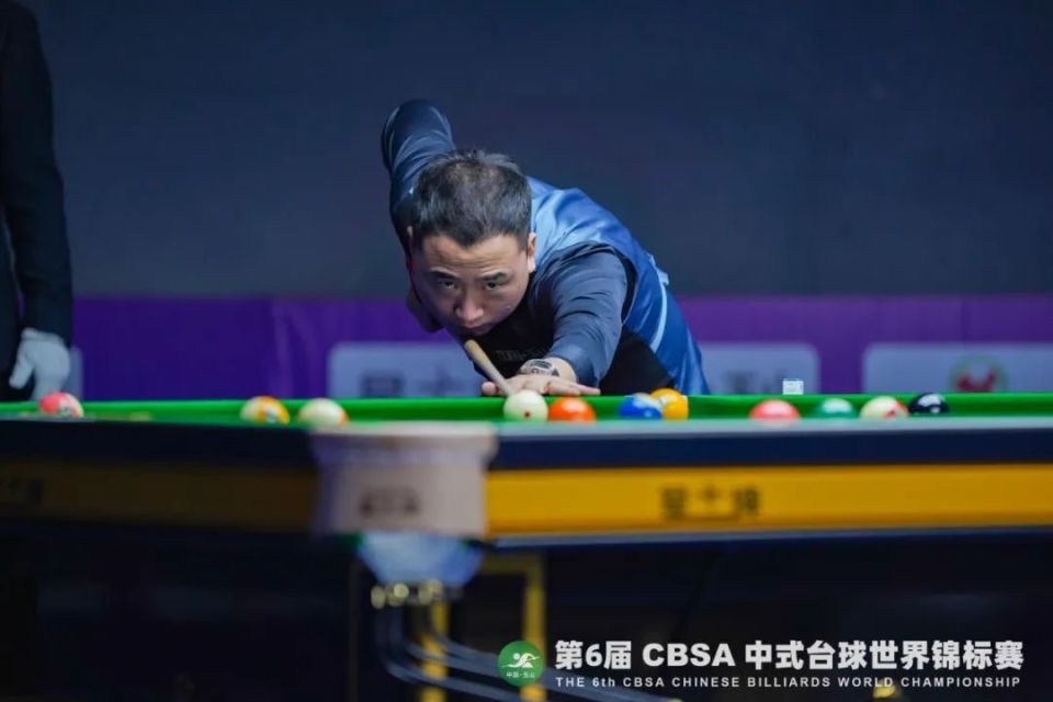 呈现出一种 呈现出一种