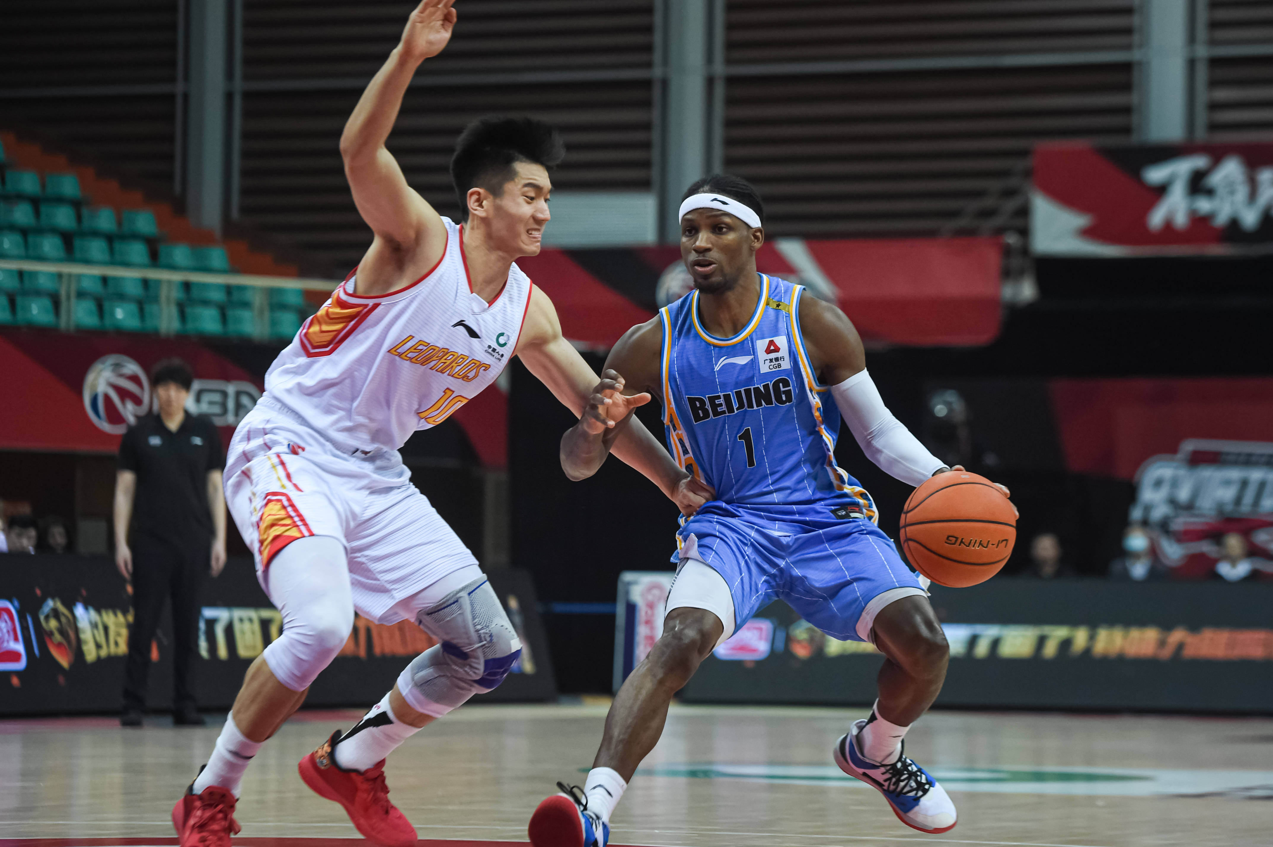 靠名气赢球 靠名气赢球